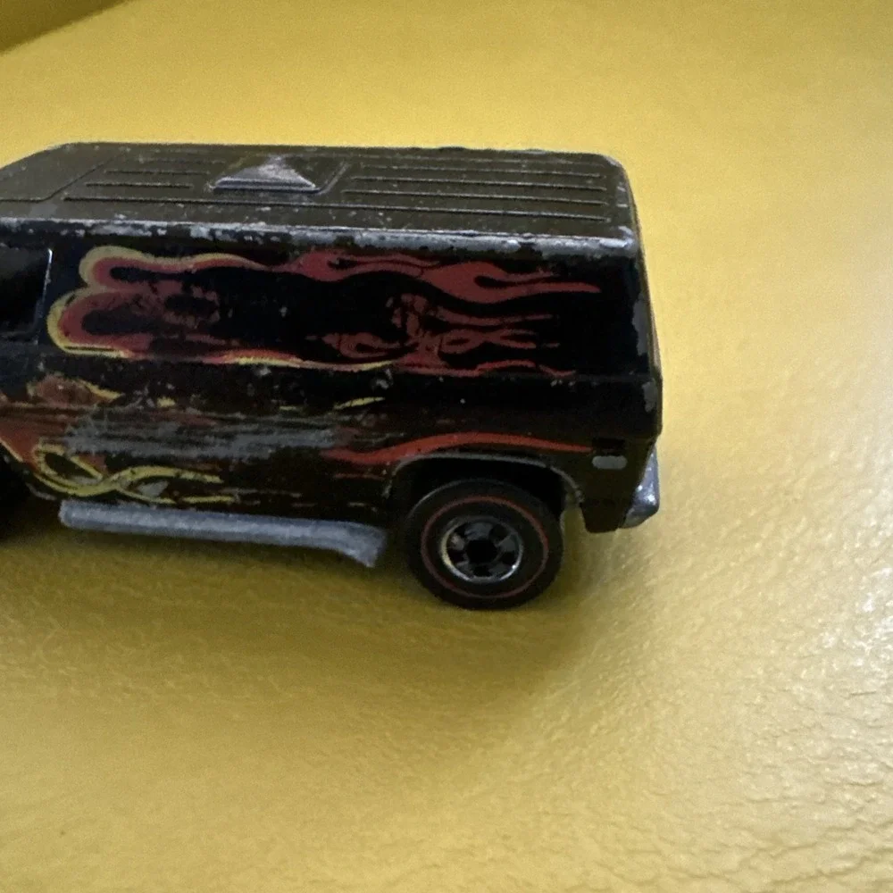 Hot Wheels Super Van 1974 Redline Black With Flames Mattel Hong Kong Vintage